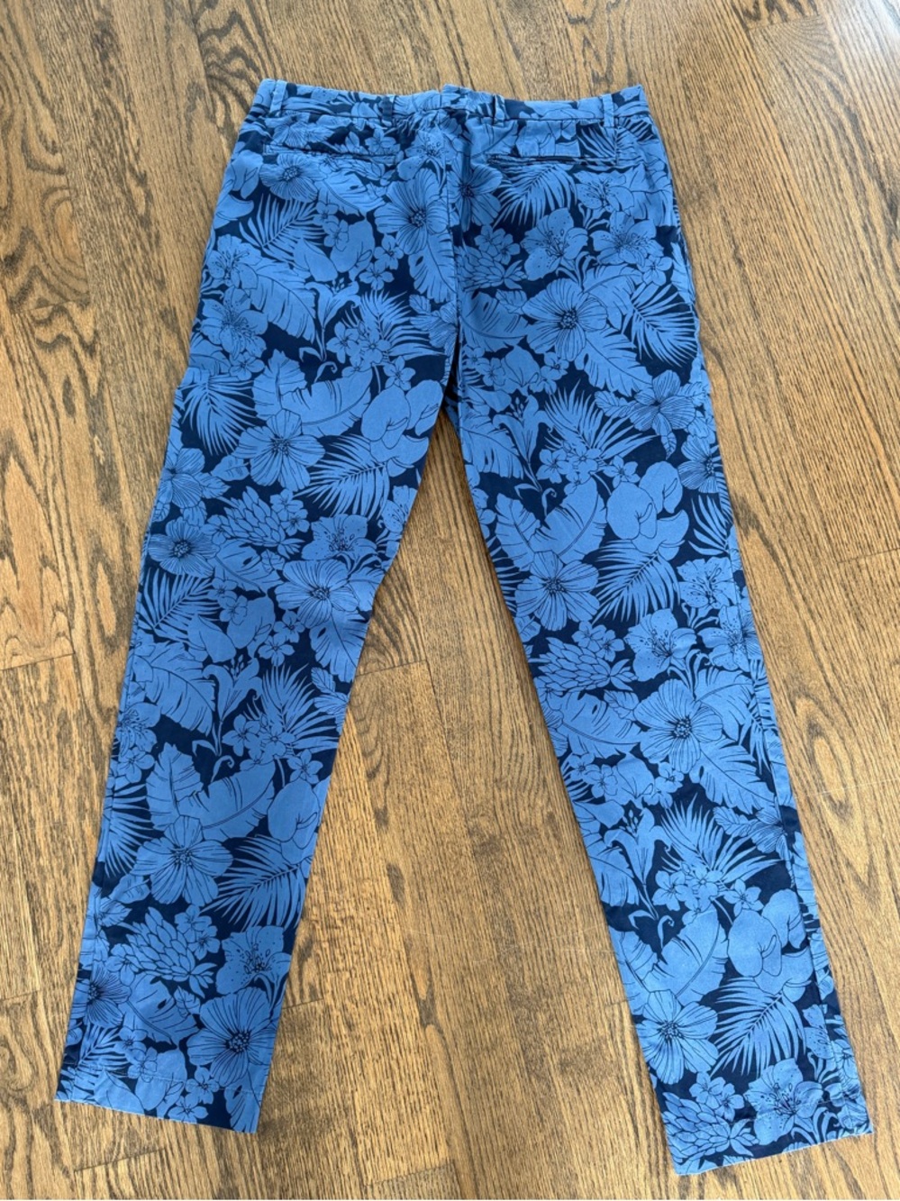 Brooks Brothers - Blue Floral Pants - W33/L32 - Picture 2 of 4